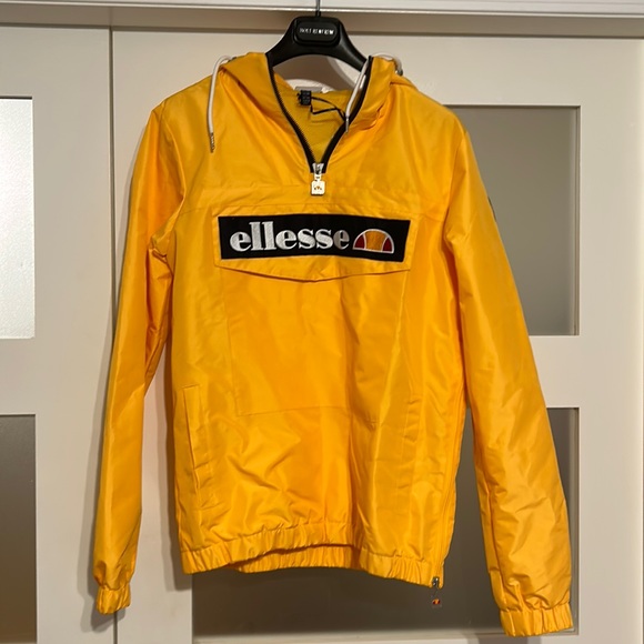NWT Ellesse jacket size M - Picture 1 of 9